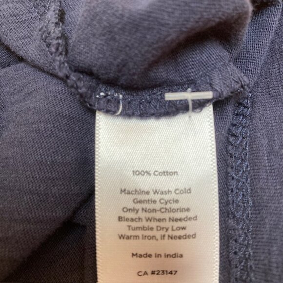 Talbots Navy eyelet front crew neck tee shirt size M - Picture 4 of 6